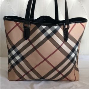 cnpansim1pan burberry purse